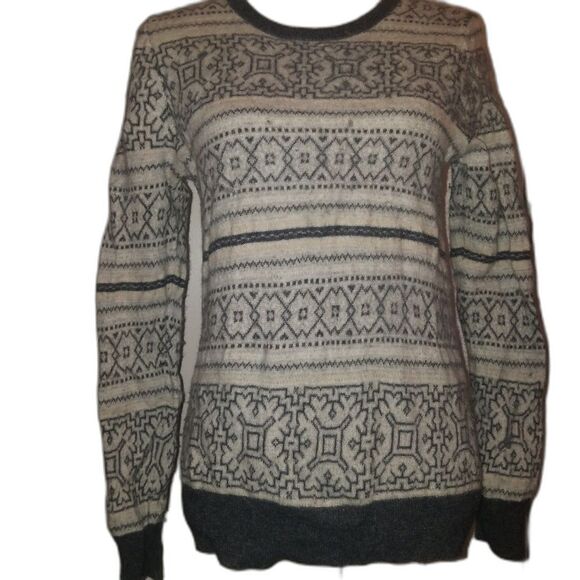 J crew Gray and White size medium with cashmere warm sweater - Christmas Sweater - Picture 1 of 4